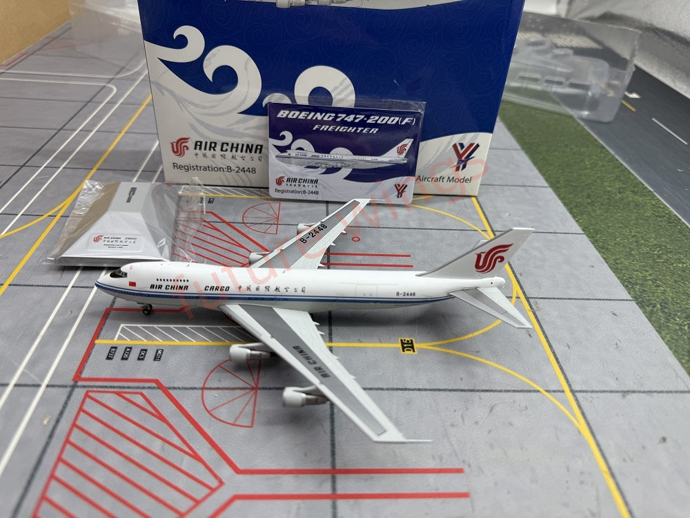 1:400 YY Wings Air China B747-200/F B-2446 B-2448 B-2450 Aircraft Model+Tractor