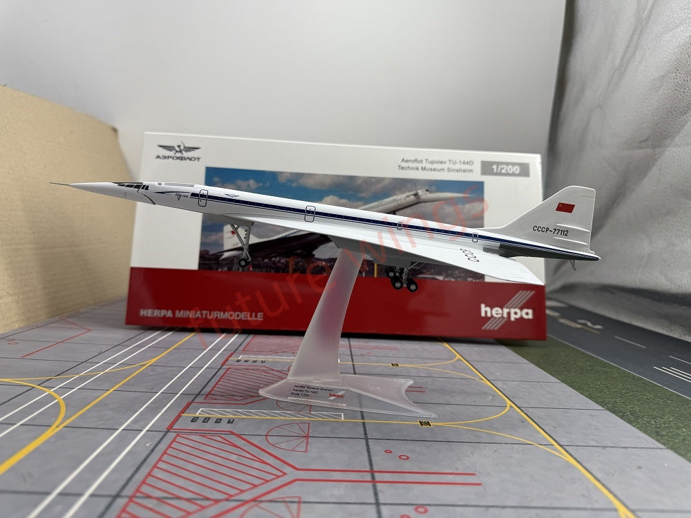 1:200 Herpa Wings 556323-001 Aeroflot TU-144 CCCP-77112 Diecast Aircraft Model