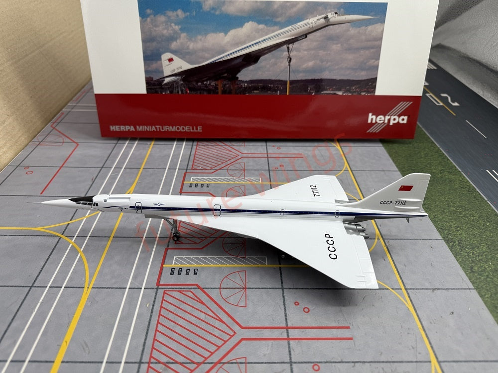 1:200 Herpa Wings 556323-001 Aeroflot TU-144 CCCP-77112 Diecast Aircraft Model