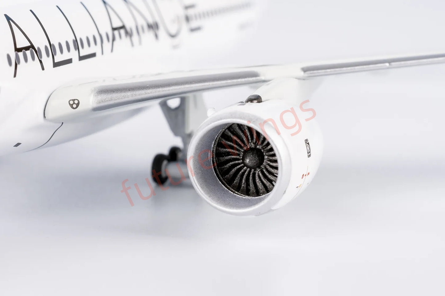 1:400 NG Models NG39088 Ethiopian Airlines A350-900 ET-AYN "Star Alliance" Diecast Aircraft Model+Free Tractor