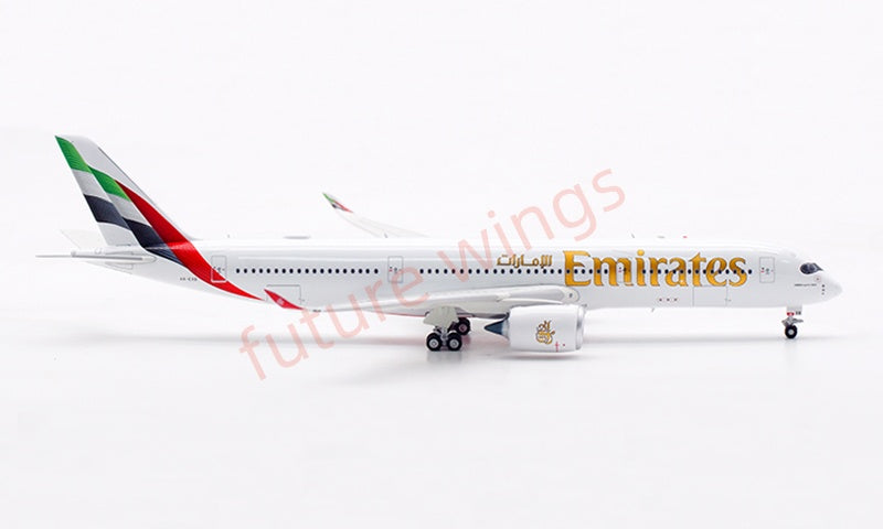 1:400 Aviation400 Emirates Airways A350-900 A6-EXB Free Tractor+Stand
