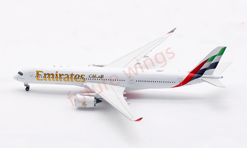 1:400 Aviation400 Emirates Airways A350-900 A6-EXB Free Tractor+Stand