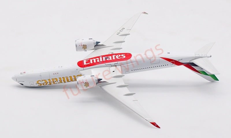 1:400 Aviation400 Emirates Airways A350-900 A6-EXB Free Tractor+Stand