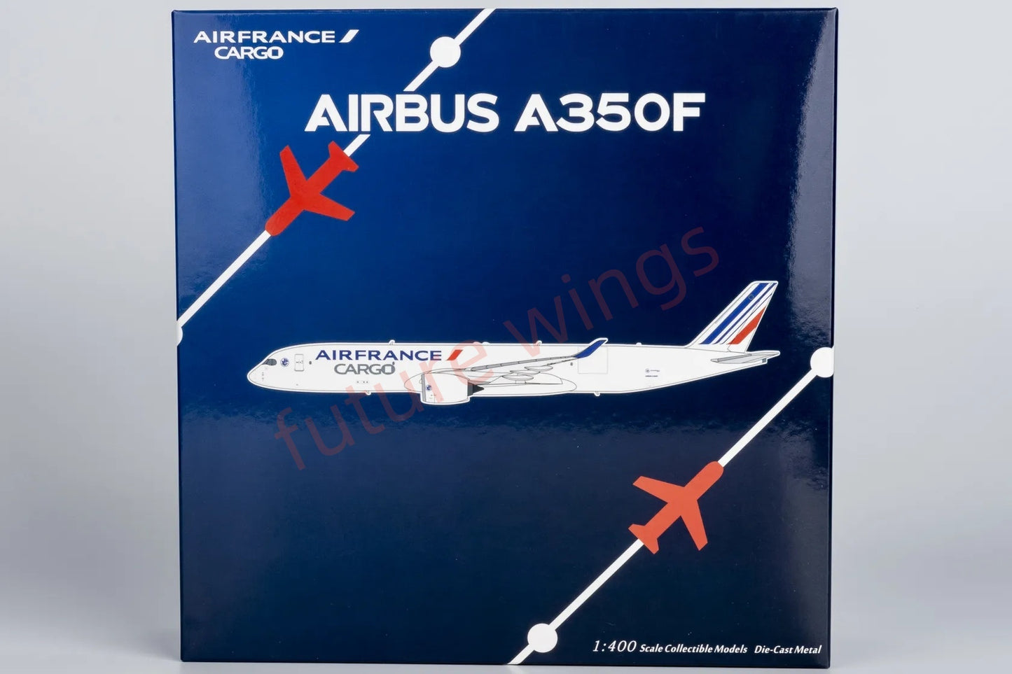 1:400 NG Models NG46007 Air France A350F Aircraft Model+Free Tractor