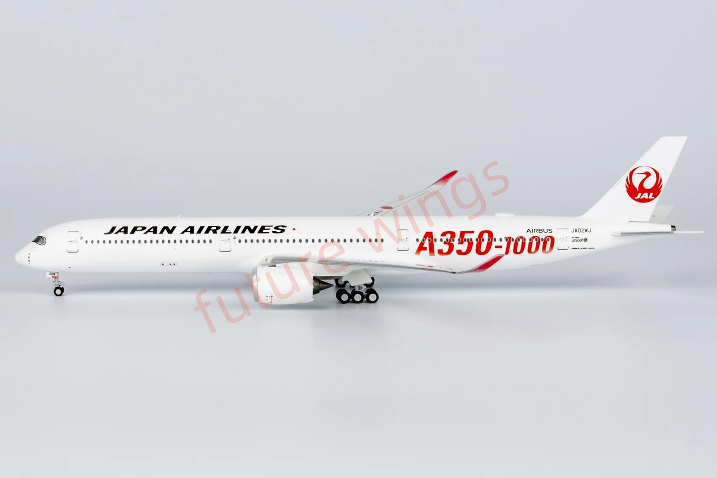 1:400 NG Models NG57013 Japan Airlines A350-1000 JA02WJ Aircraft Model+Free Tractor