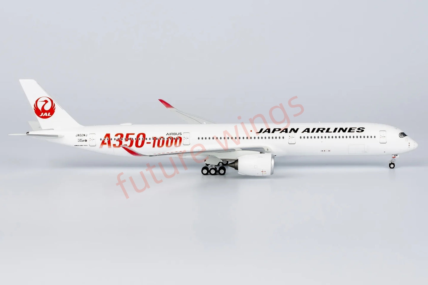 1:400 NG Models NG57013 Japan Airlines A350-1000 JA02WJ Aircraft Model+Free Tractor