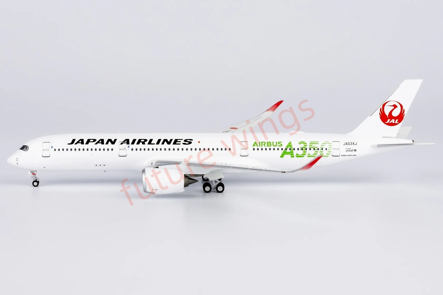 1:400 NG Models NG39097 Japan Airlines A350-900 JA03XJ "Green"Aircraft Model+Free Tractor