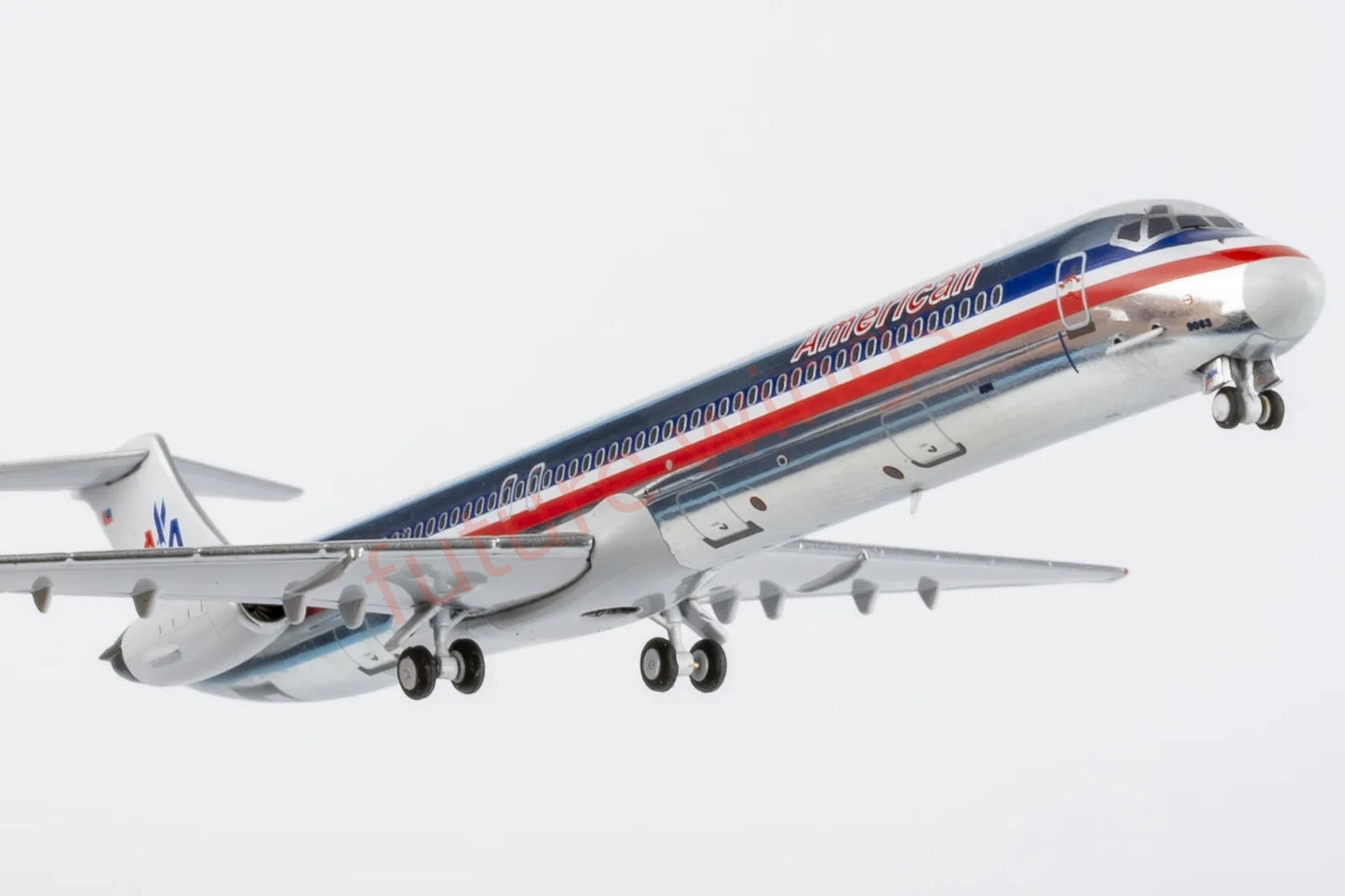 1:400 NG Models NG83006 American Airlines McDonnell Douglas MD-82 N923TW Aircraft Model+Free Tractor