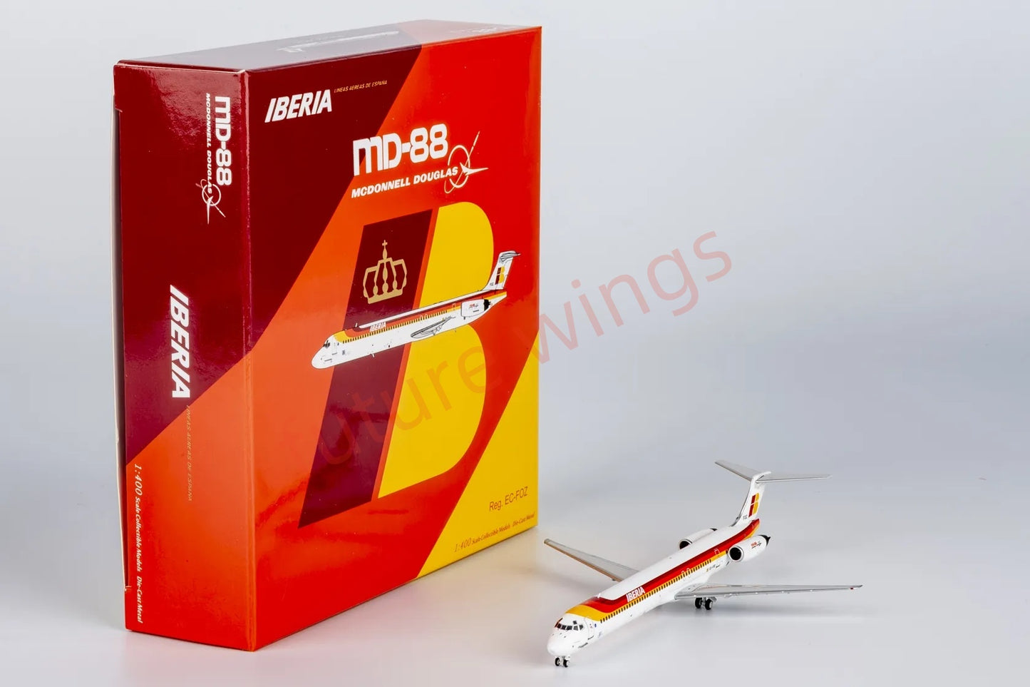 1:400 NG Models NG83005 Iberia McDonnell Douglas MD-88 EC-FOZ Aircraft Model+Free Tractor