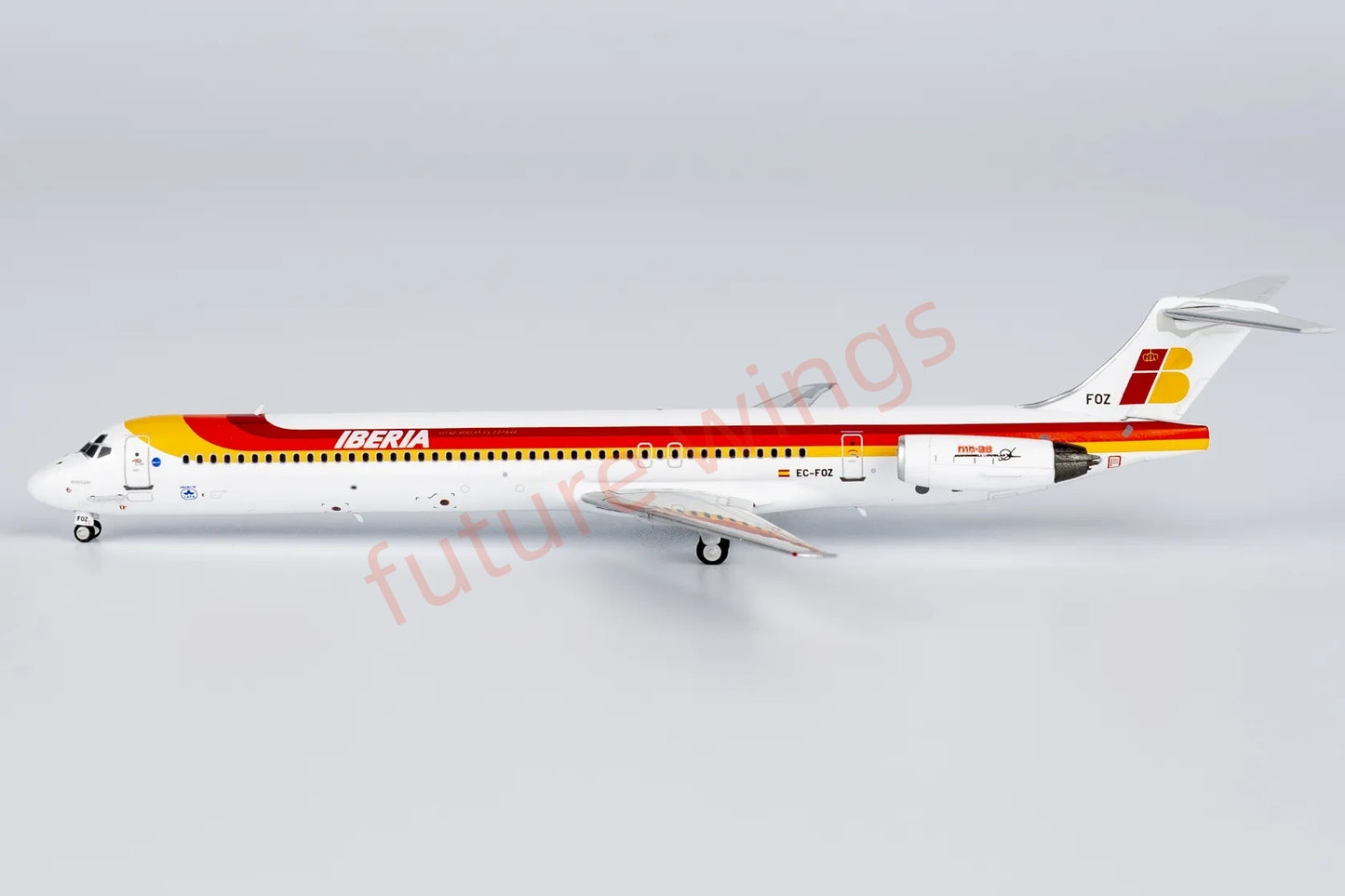 1:400 NG Models NG83005 Iberia McDonnell Douglas MD-88 EC-FOZ Aircraft Model+Free Tractor