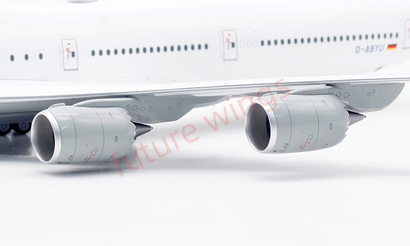1:200 SQ Wings Lufthansa Airlines B747-8 D-ABYU Diecast Aircraft Model