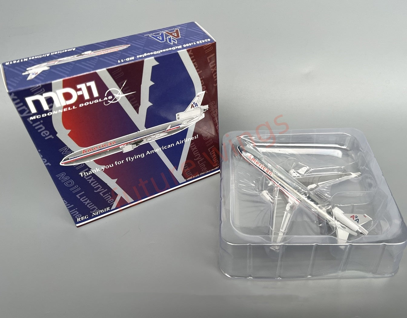 1:400 PandaModel American Airlines MD-11 N1761R Aircraft Model+Free Tractor