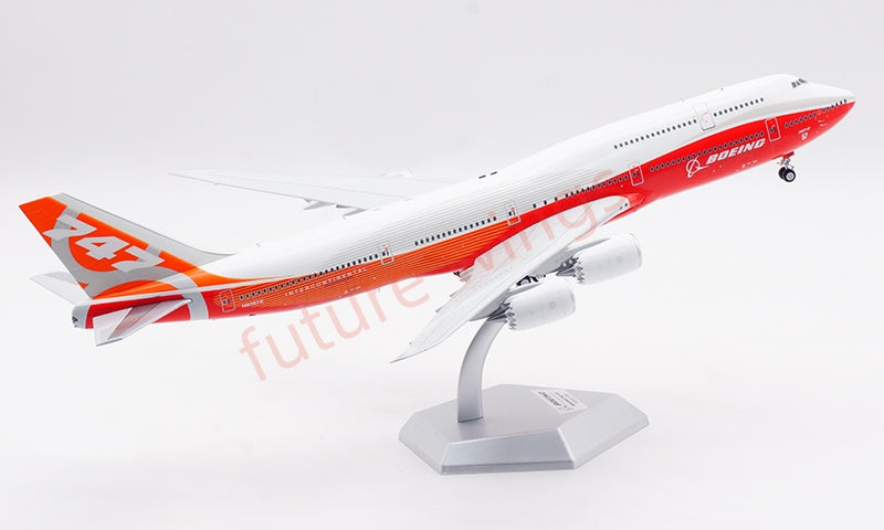 1:200 SQ Wings Boeing B747-8 N6067E Diecast Aircraft Model