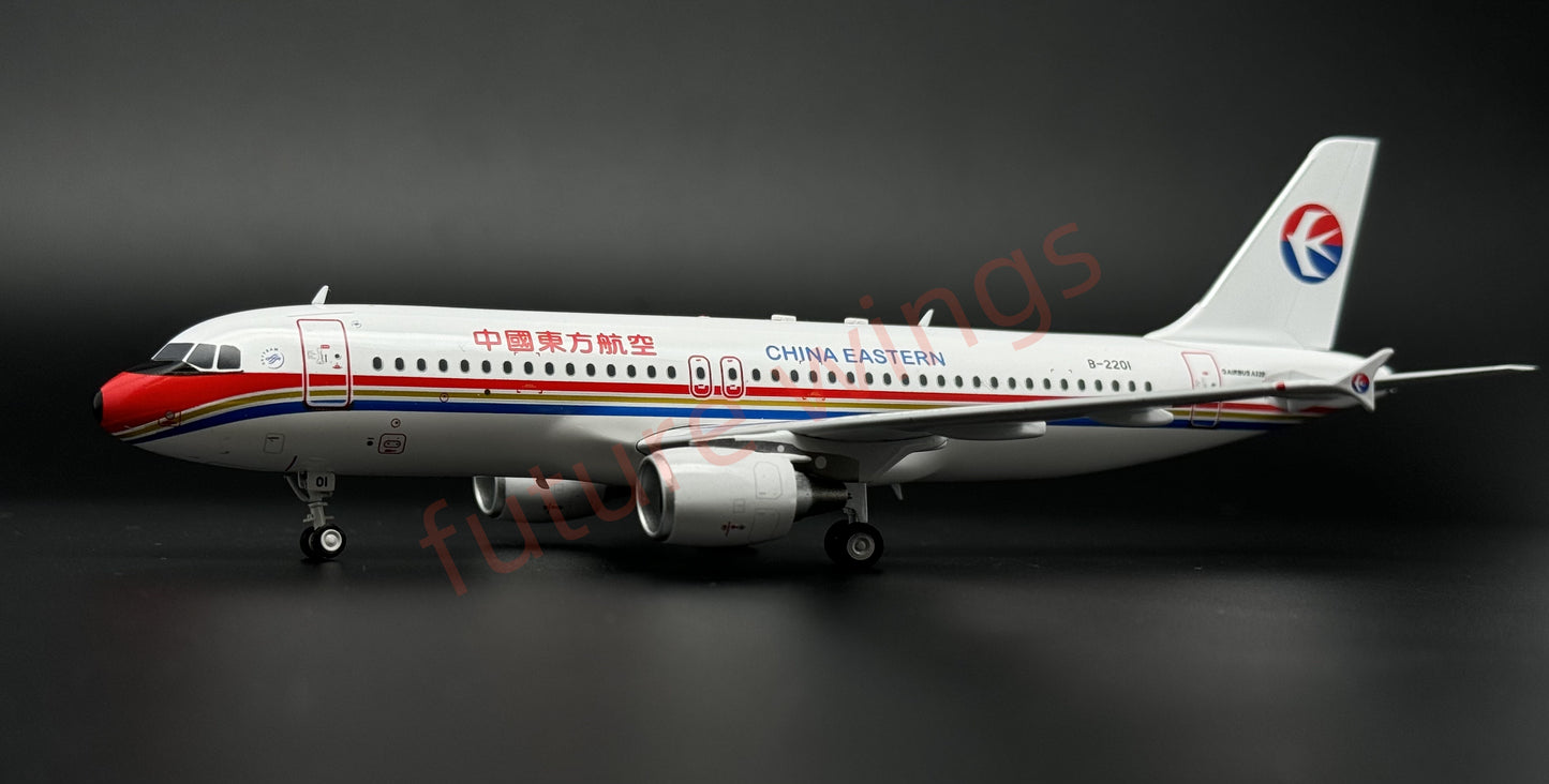 1:200 InFlight200* China Eastern Airlines A320 B-2201 "First A320" Aircraft Model