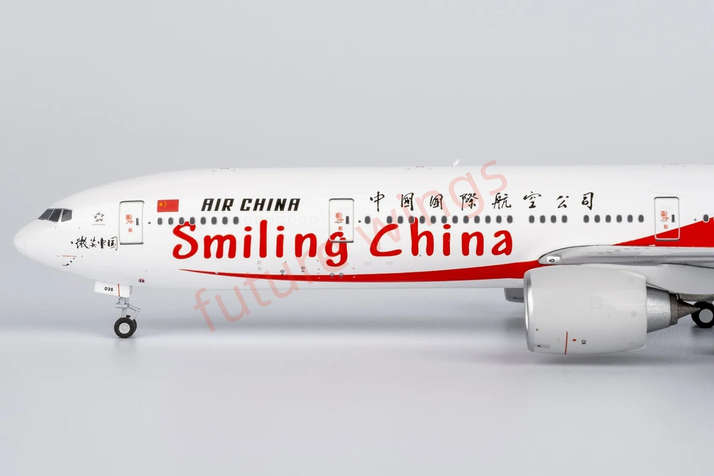 1:400 NG Models NG73059 Air China B777-300ER B-2035 "Smiling China" Aircraft Model+Free Tractor