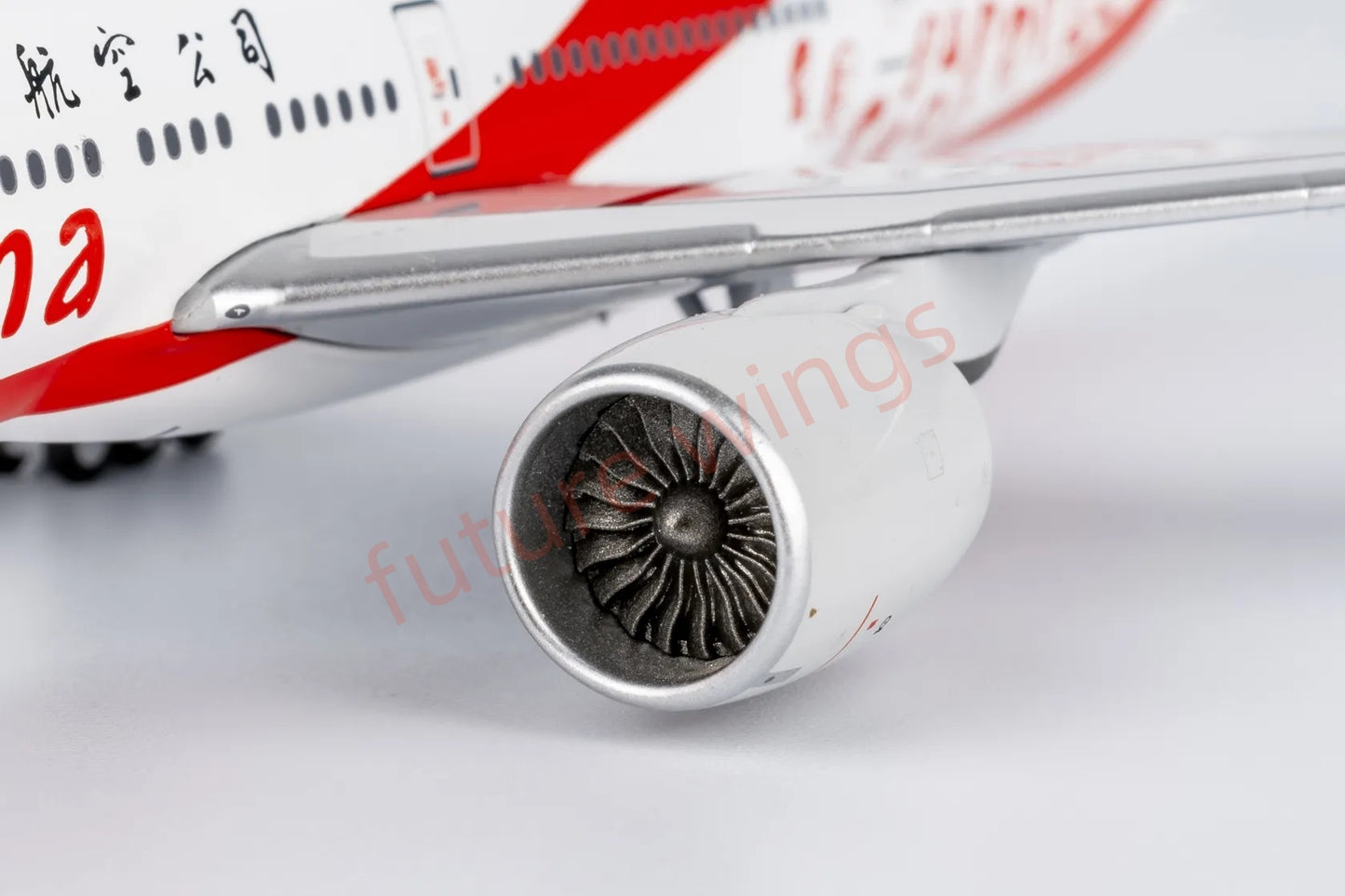 1:400 NG Models NG73058 Air China B777-300ER B-2035 "Smiling China" Aircraft Model+Free Tractor "Luxury Package"