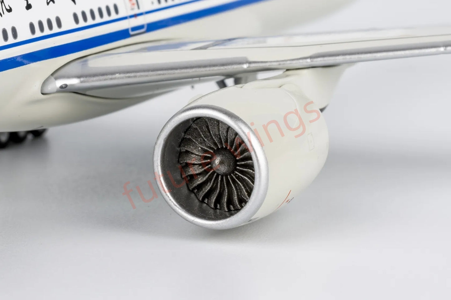 1:400 NG Models NG73063 Air China B777-300ER B-2036 Aircraft Model+Free Tractor