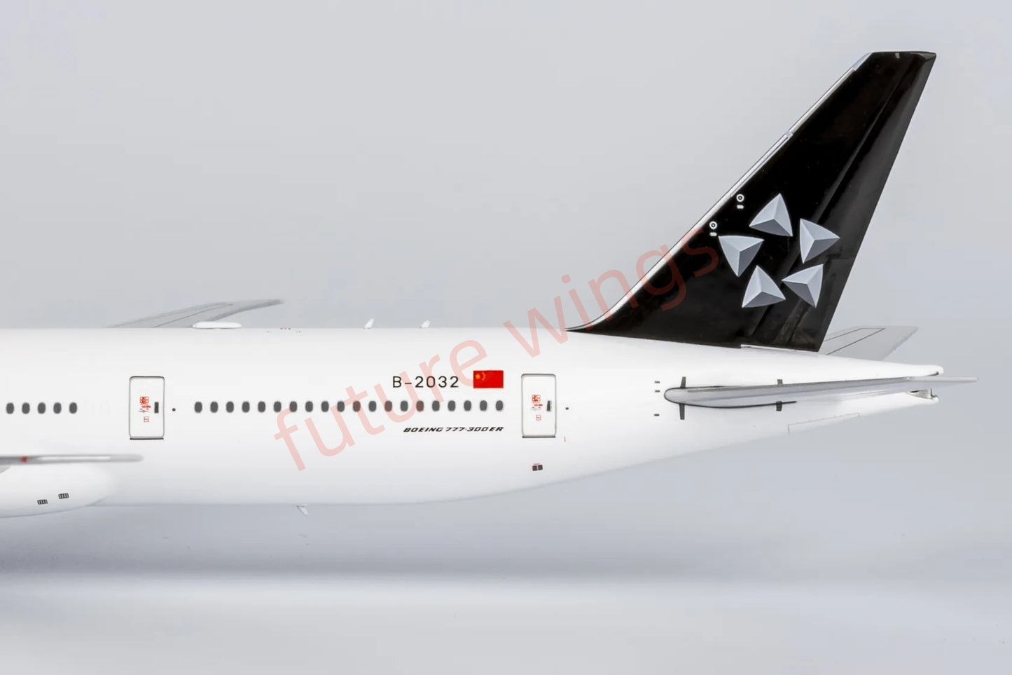 1:400 NG Models NG73060 Air China B777-300ER B-2032 "STAR ALLIANCE" Aircraft Model+Free Tractor"luxury package"