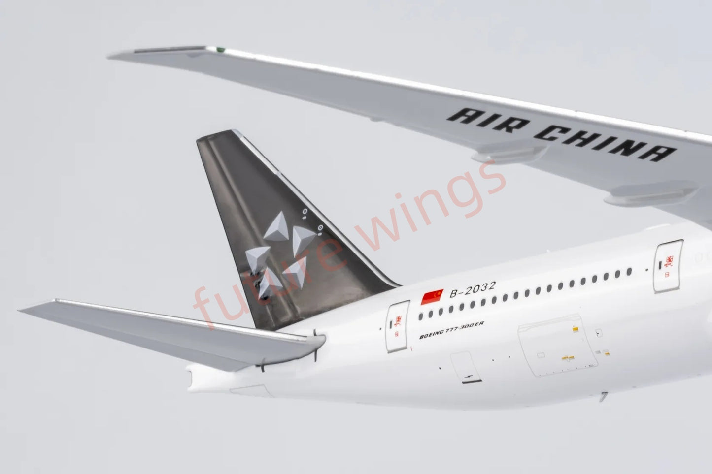 1:400 NG Models NG73060 Air China B777-300ER B-2032 "STAR ALLIANCE" Aircraft Model+Free Tractor"luxury package"