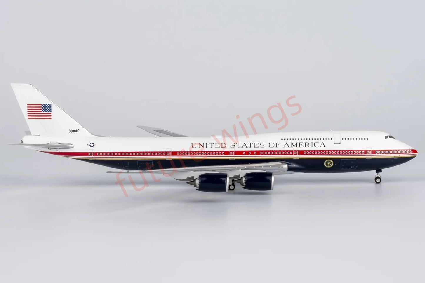 1:400 NG Models NG78041 USAF VC-25B(B747-8) 30000 Aircraft Model+Free Tractor