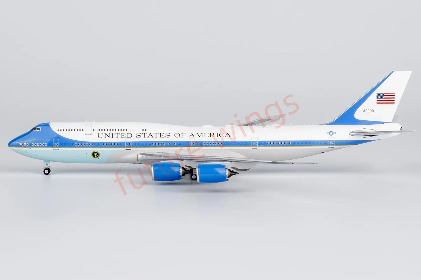 1:400 NG Models NG78040 USAF VC-25B(B747-8) 30000 Aircraft Model+Free Tractor