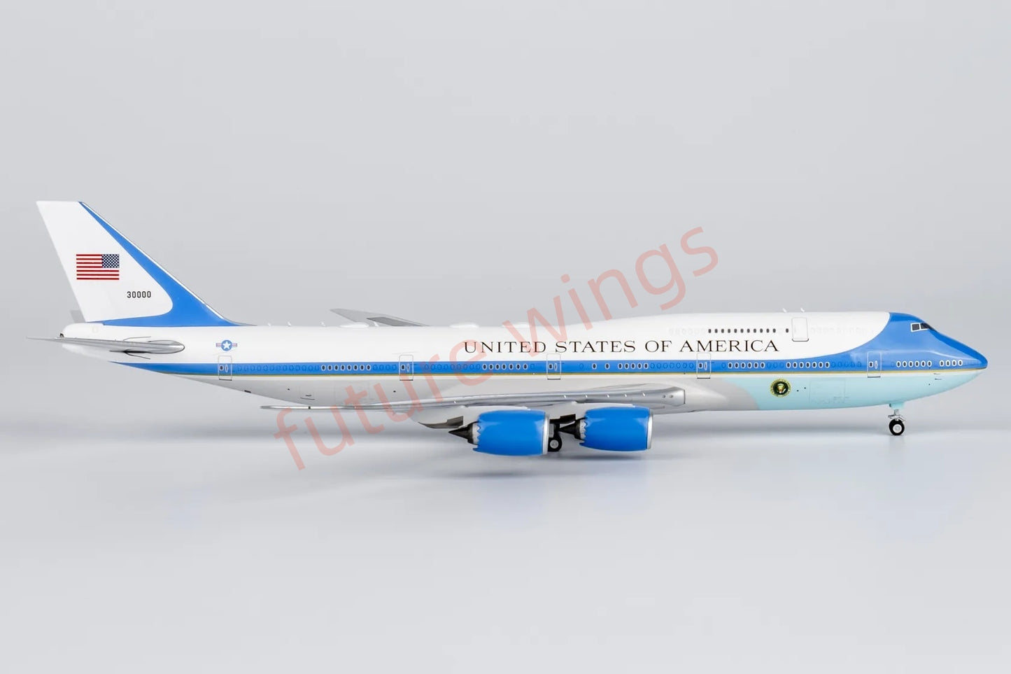 1:400 NG Models NG78040 USAF VC-25B(B747-8) 30000 Aircraft Model+Free Tractor