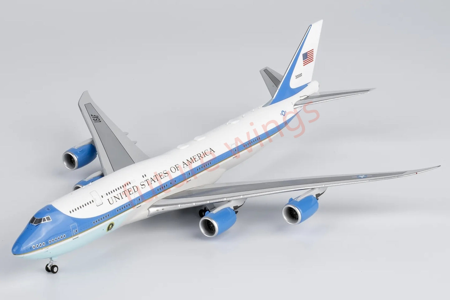 1:400 NG Models NG78040 USAF VC-25B(B747-8) 30000 Aircraft Model+Free Tractor