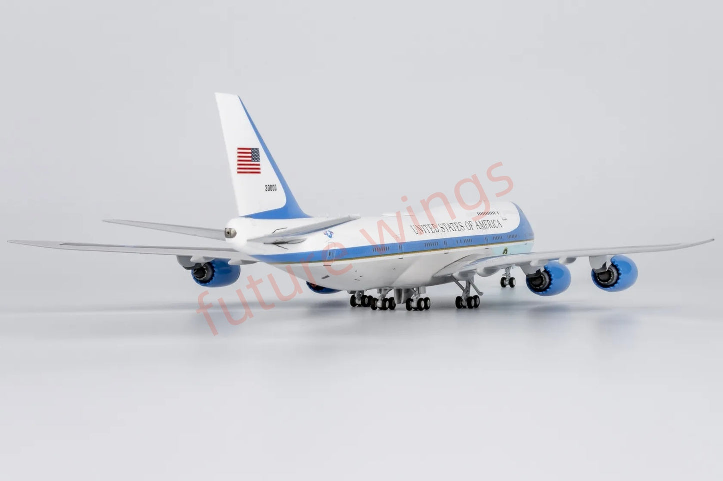 1:400 NG Models NG78040 USAF VC-25B(B747-8) 30000 Aircraft Model+Free Tractor