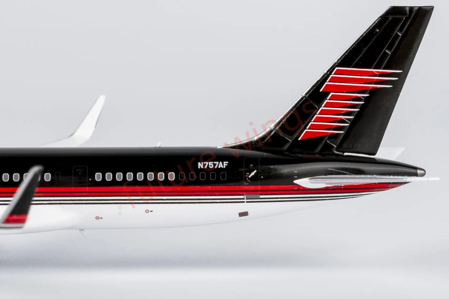 1:400 NG Models NG53209 Trump B757-200 N757AF Aircraft Model+Free Tractor
