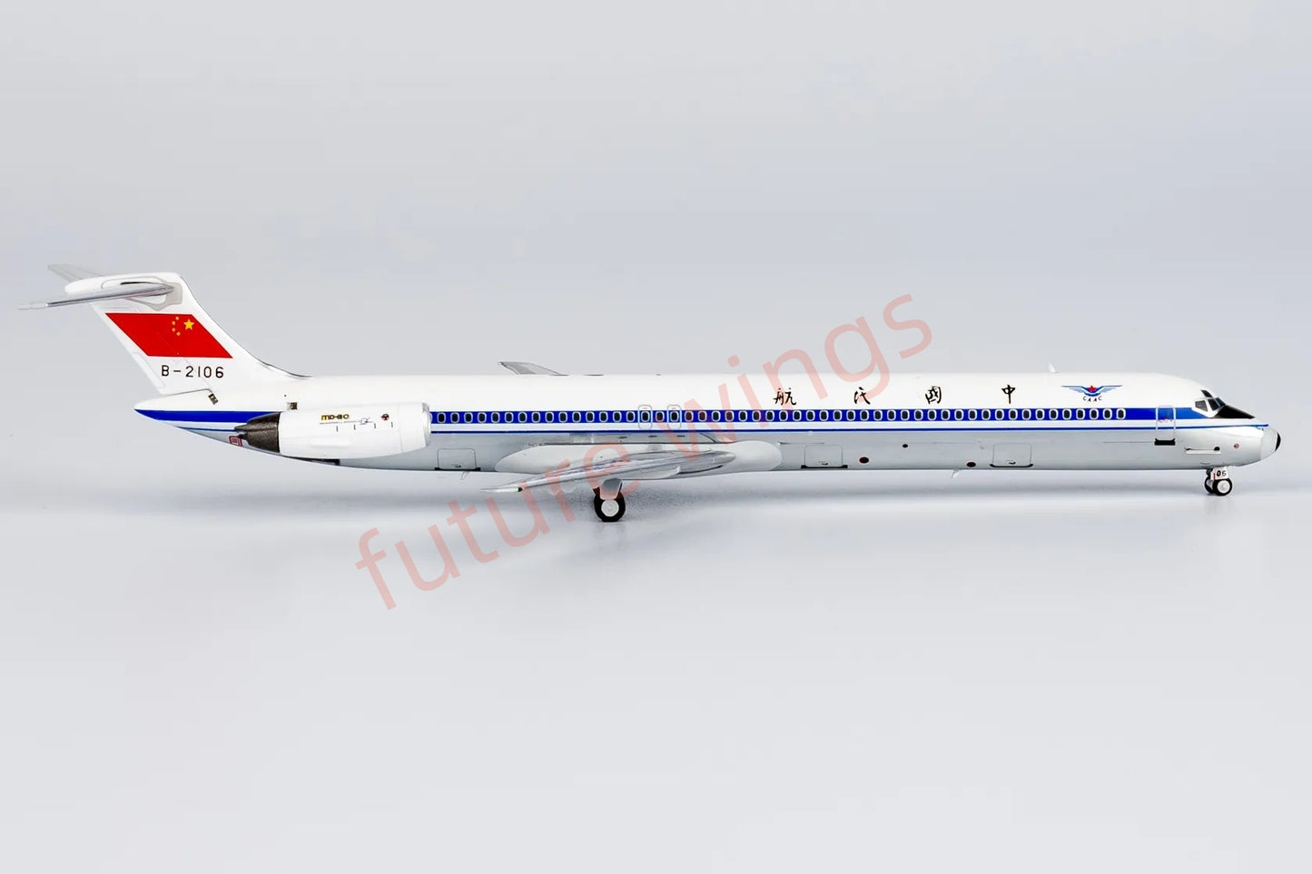 1:400 NG Models NG83015 CAAC McDonnell Douglas MD-82 B-2106 Aircraft Model+Free Tractor