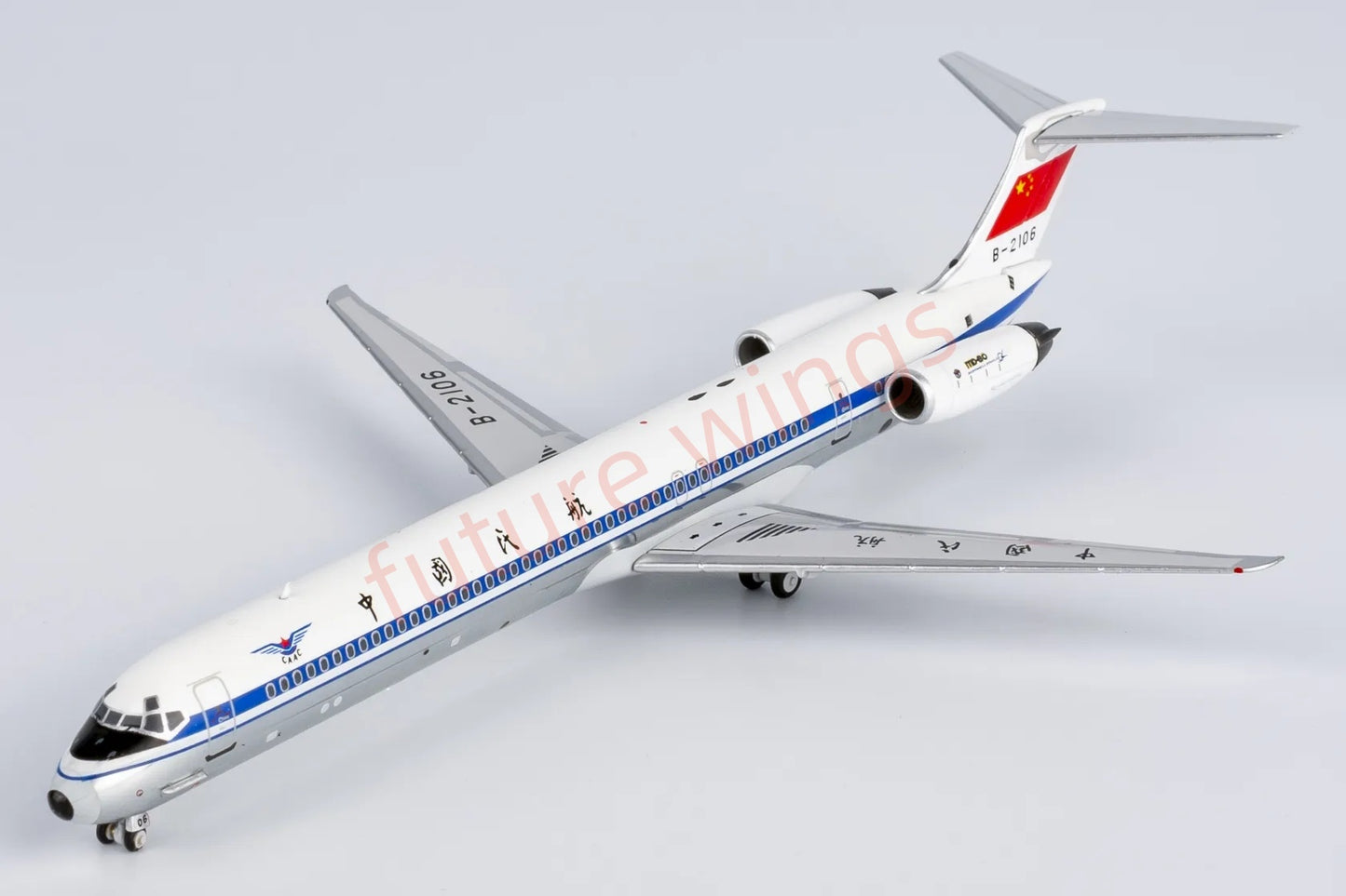 1:400 NG Models NG83015 CAAC McDonnell Douglas MD-82 B-2106 Aircraft Model+Free Tractor