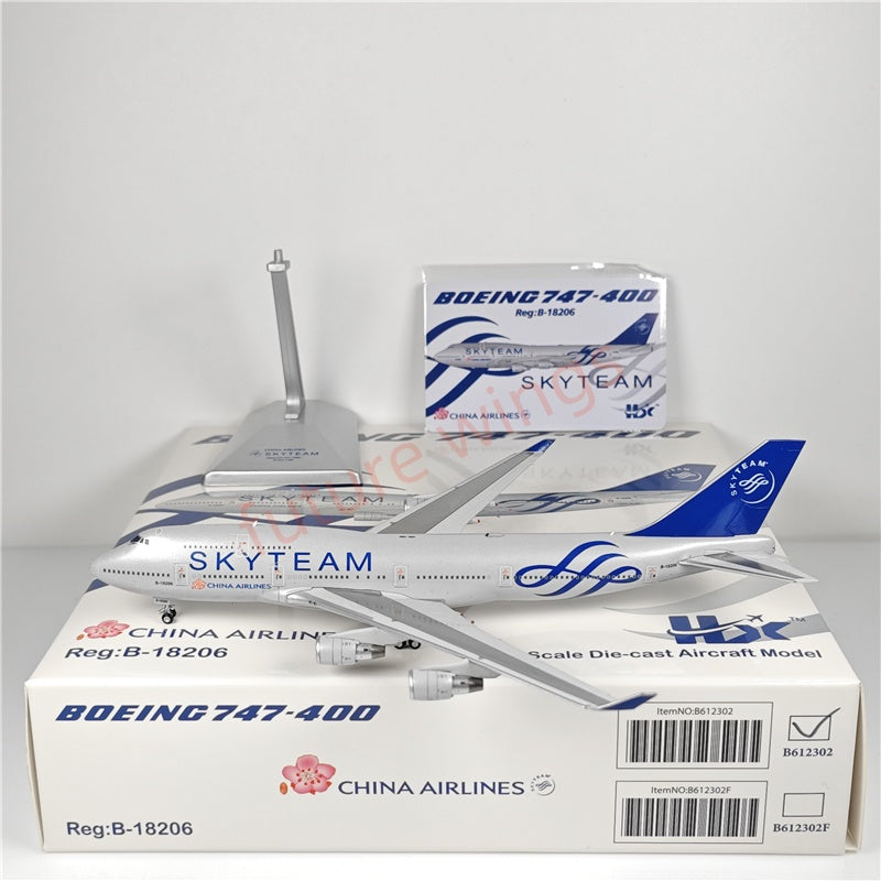 1:400 HX Models China Airlines B747-400 B-18206 "SKYTEAM"Aircraft Model With Stand+Free Tractor