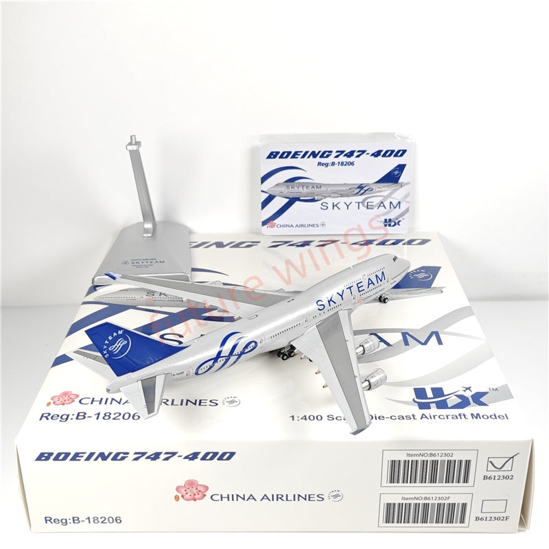 1:400 HX Models China Airlines B747-400 B-18206 "SKYTEAM"Aircraft Model With Stand+Free Tractor