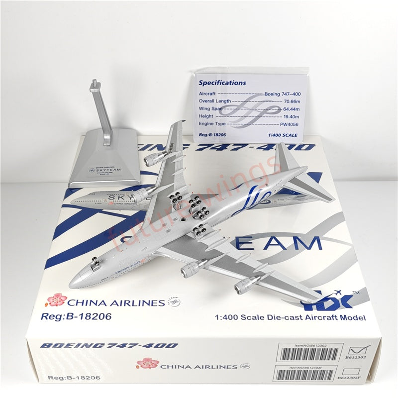 1:400 HX Models China Airlines B747-400 B-18206 "SKYTEAM"Aircraft Model With Stand+Free Tractor