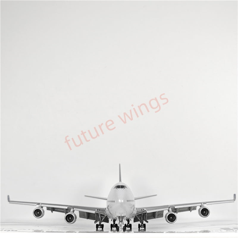 1:400 HX Models China Airlines B747-400 B-18206 "SKYTEAM"Aircraft Model With Stand+Free Tractor