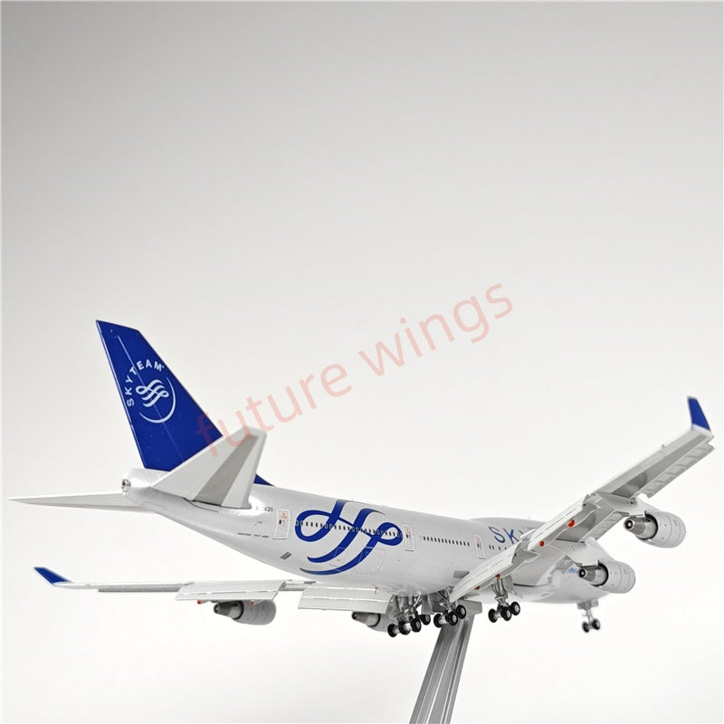 1:400 HX Models China Airlines B747-400 B-18211 "SKYTEAM"Aircraft Model With Stand+Free Tractor