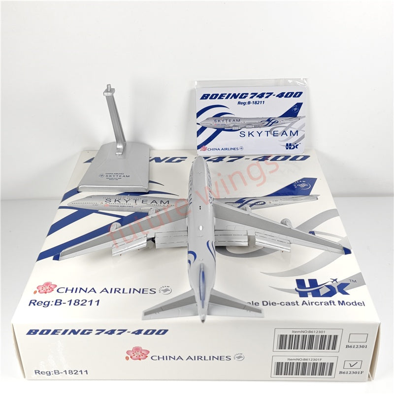 1:400 HX Models China Airlines B747-400 B-18211 "SKYTEAM"Aircraft Model With Stand+Free Tractor