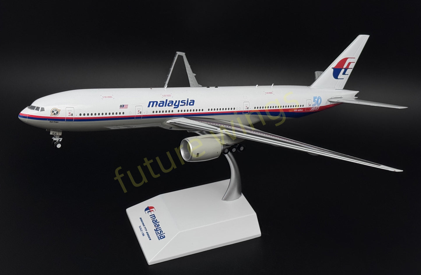 1:200 JC Wings* Malaysia Airlines B777-200ER 9M-MRA Diecast Aircraft Model