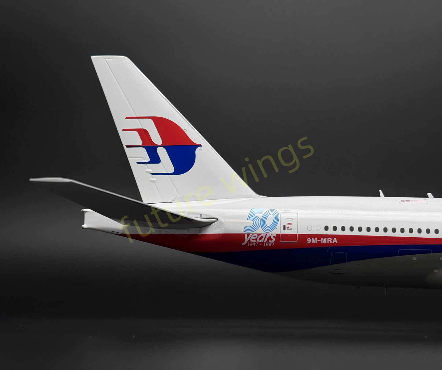 1:200 JC Wings* Malaysia Airlines B777-200ER 9M-MRA Diecast Aircraft Model