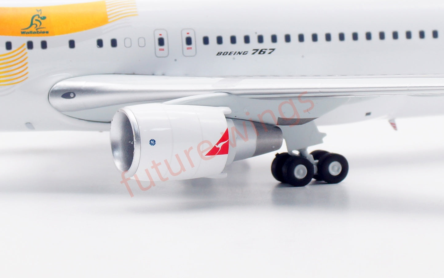 1:200 InFlight200 Qantas Airways B767-300 VH-OGL Diecast Aircraft Model
