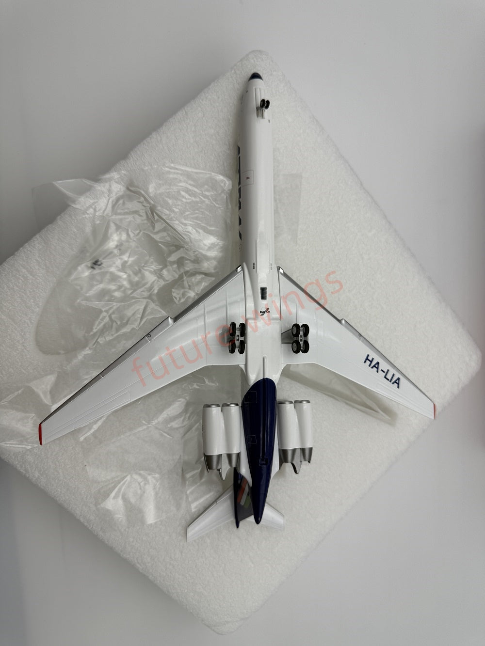 1:200 Herpa Wings Malév/Lot/Ukraine/Interflug Ilyushin IL-62M Diecast Aircraft Model