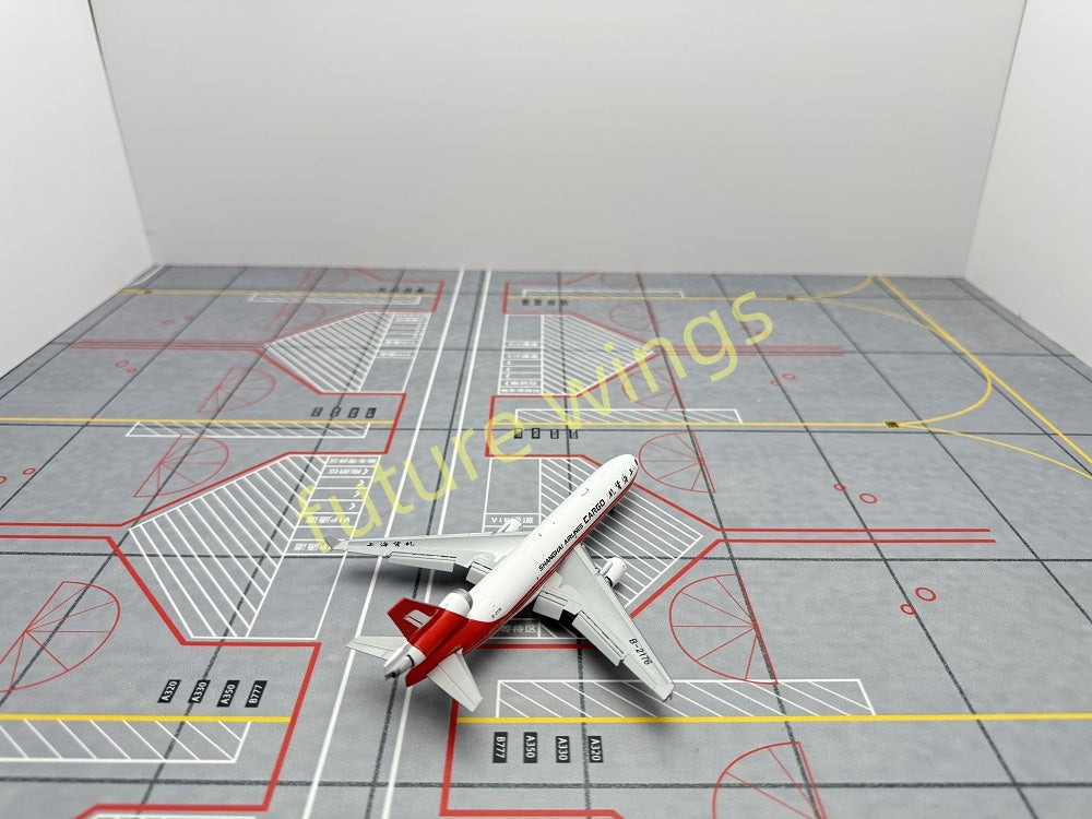 1:400 YY Wings Shanghai Airlines McDonnell MD-11 B-2176 B-2177 B-2178 B-2179 Aircraft Model+Free Tractor