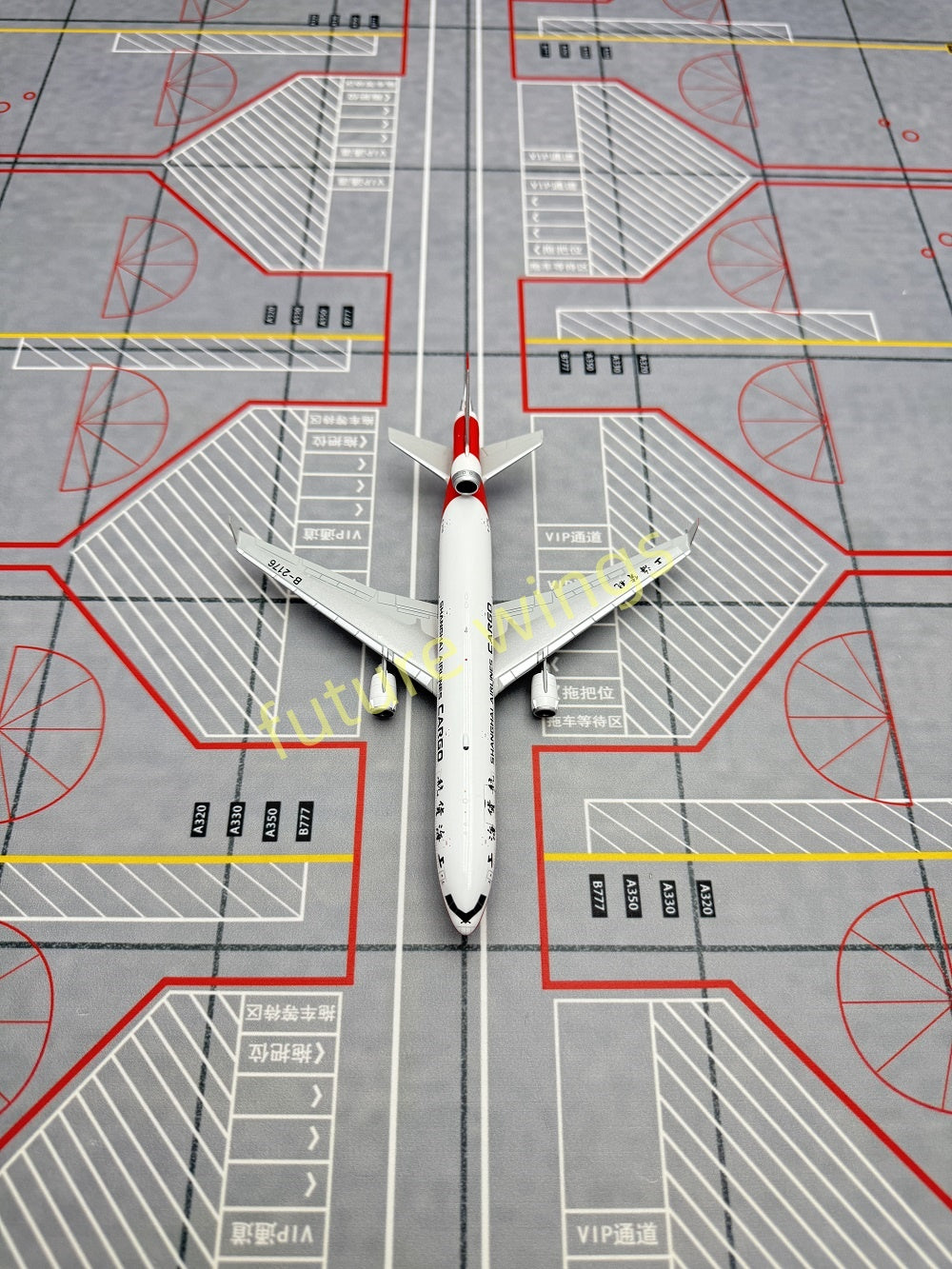 1:400 YY Wings Shanghai Airlines McDonnell MD-11 B-2176 B-2177 B-2178 B-2179 Aircraft Model+Free Tractor