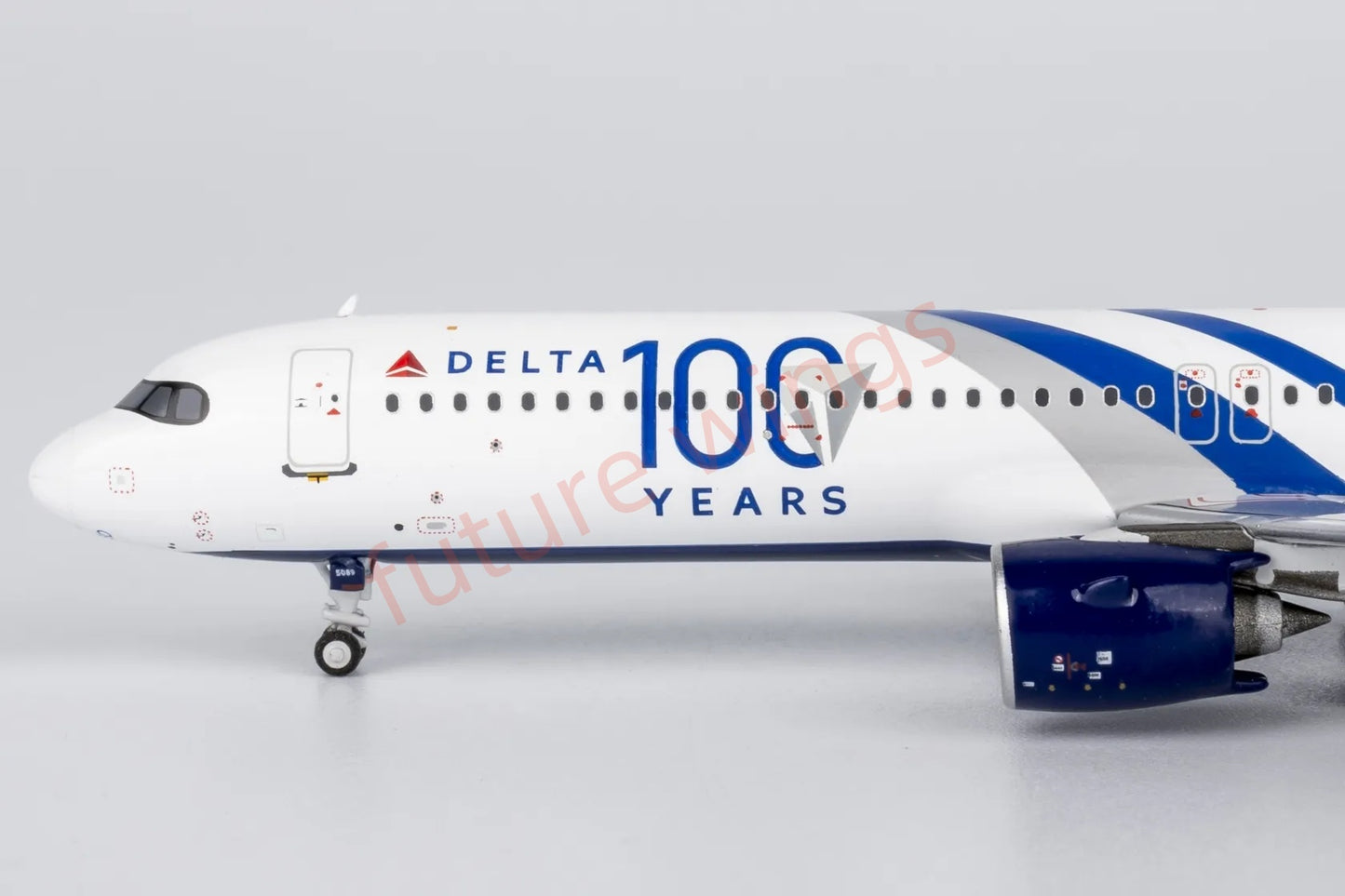 1:400 NG Models NG13130 Delta Airlines A321neo N589DT "100Yeas"Aircraft Model+Free Tractor