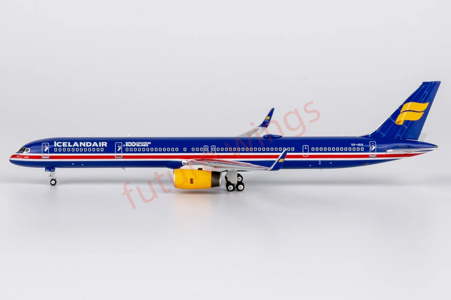 1:400 NG Models NG45009 Iceland Air B757-300TF-ISX "100Years"Aircraft Model+Free Tractor