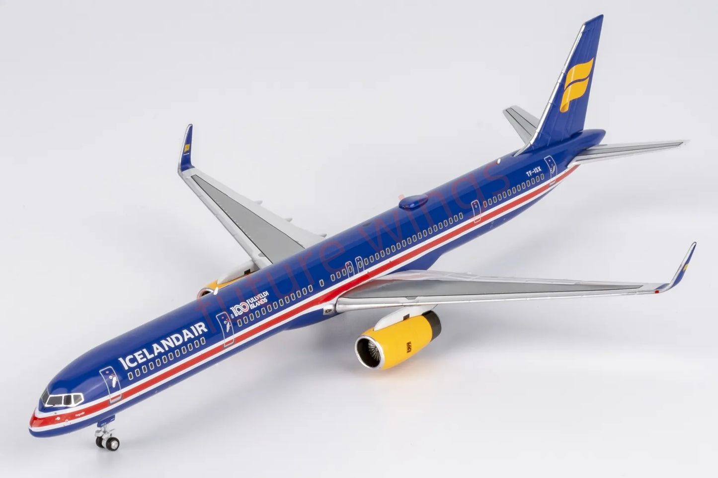 1:400 NG Models NG45009 Iceland Air B757-300TF-ISX "100Years"Aircraft Model+Free Tractor
