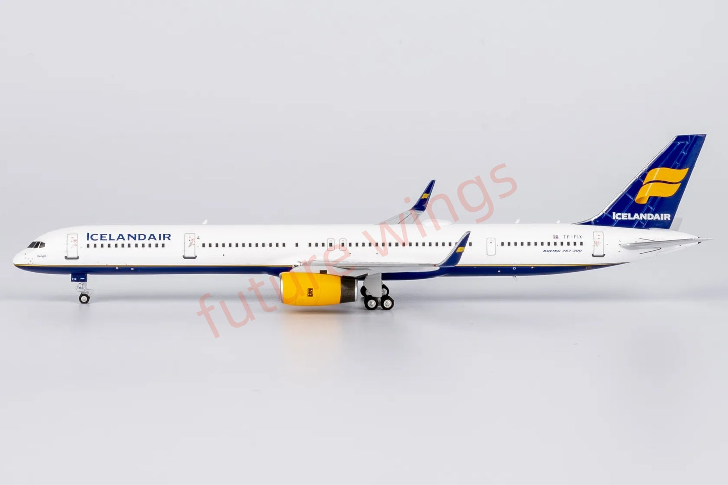 1:400 NG Models NG45008 Iceland Air B757-300 TF-FIX Aircraft Model+Free Tractor
