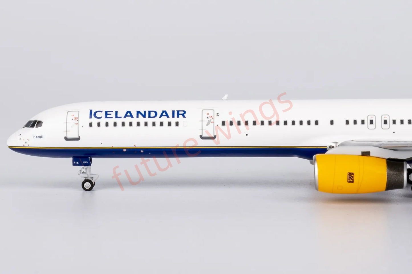 1:400 NG Models NG45008 Iceland Air B757-300 TF-FIX Aircraft Model+Free Tractor