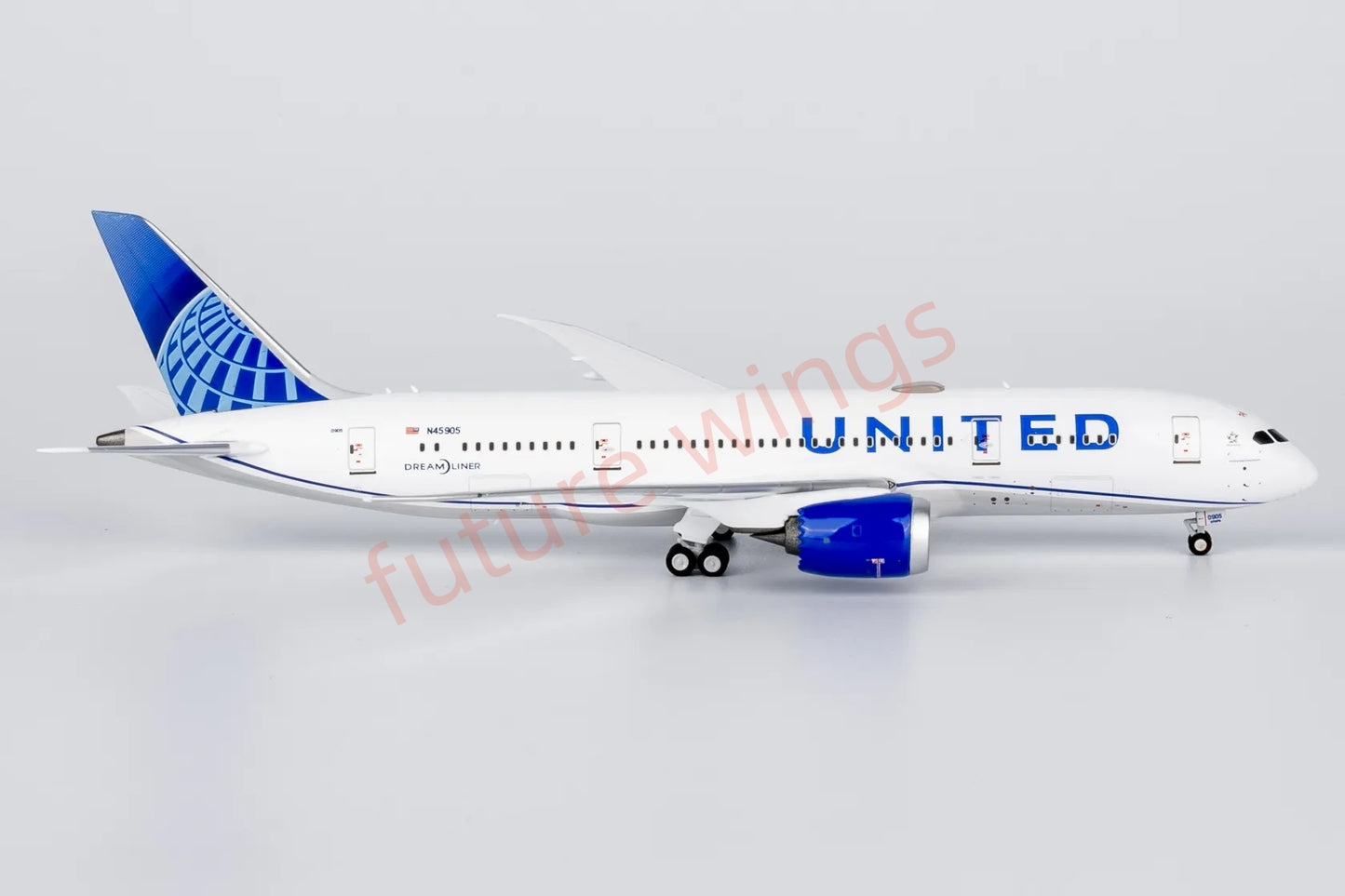 1:400 NG Models NG59032 United Airlines B787-8 N45905 Aircraft Model+Free Tractor