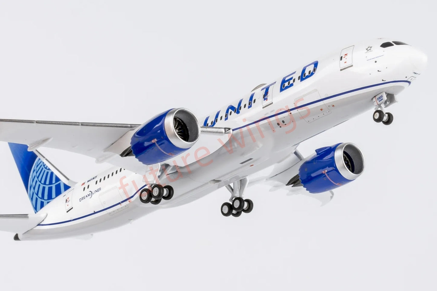 1:400 NG Models NG59032 United Airlines B787-8 N45905 Aircraft Model+Free Tractor